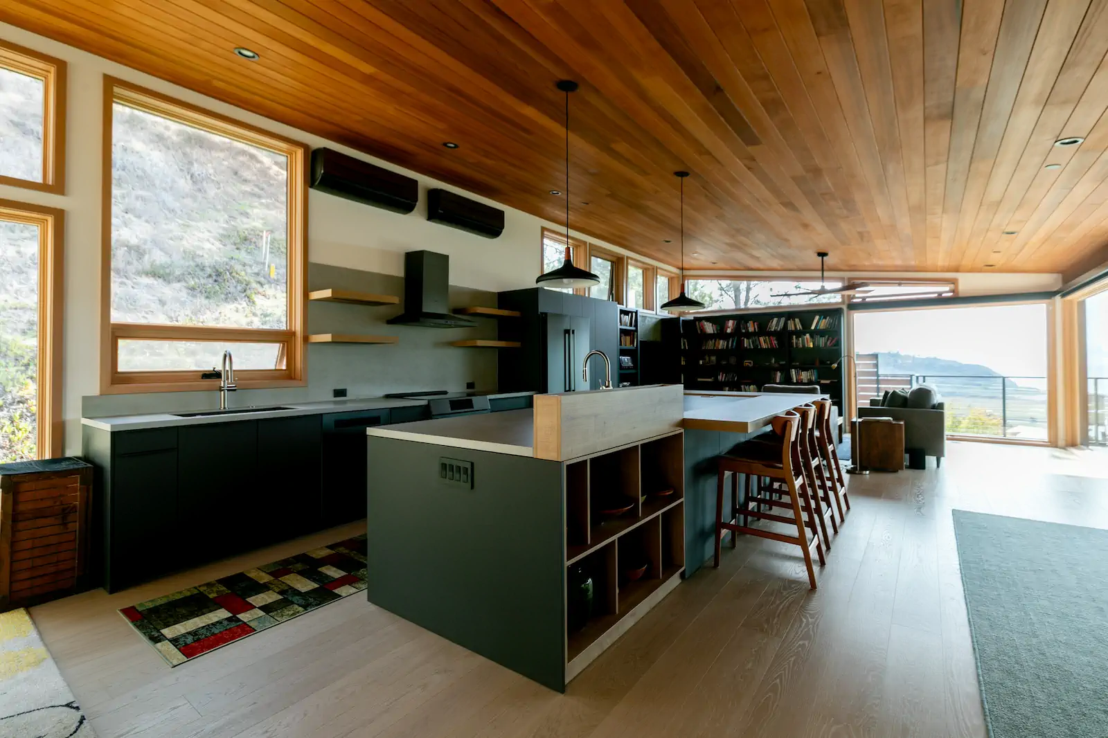 Alicia Calhoon Del Mar Coastal Modern Project 9 - Alicia Calhoon Architect La Jolla